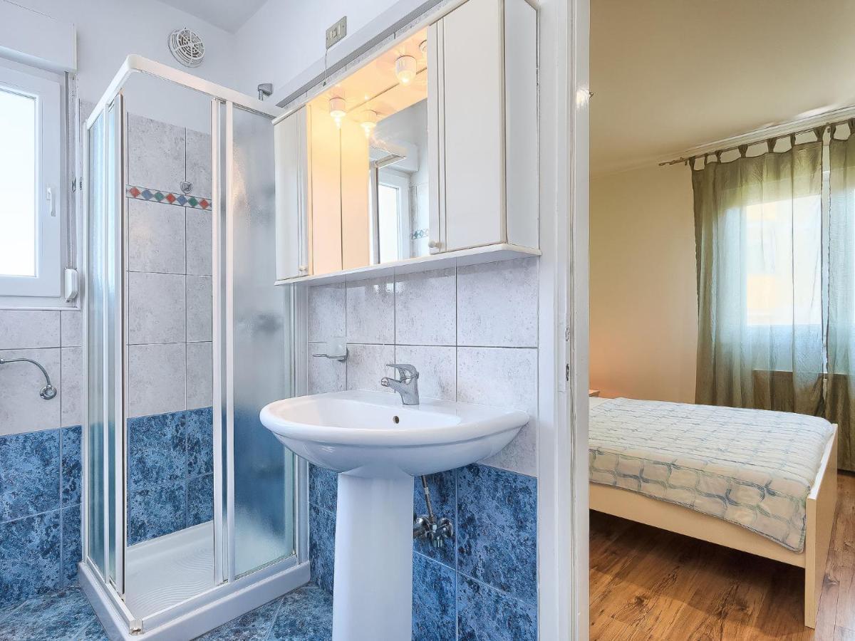 Apartment Nika-12 By Interhome Umag Ngoại thất bức ảnh