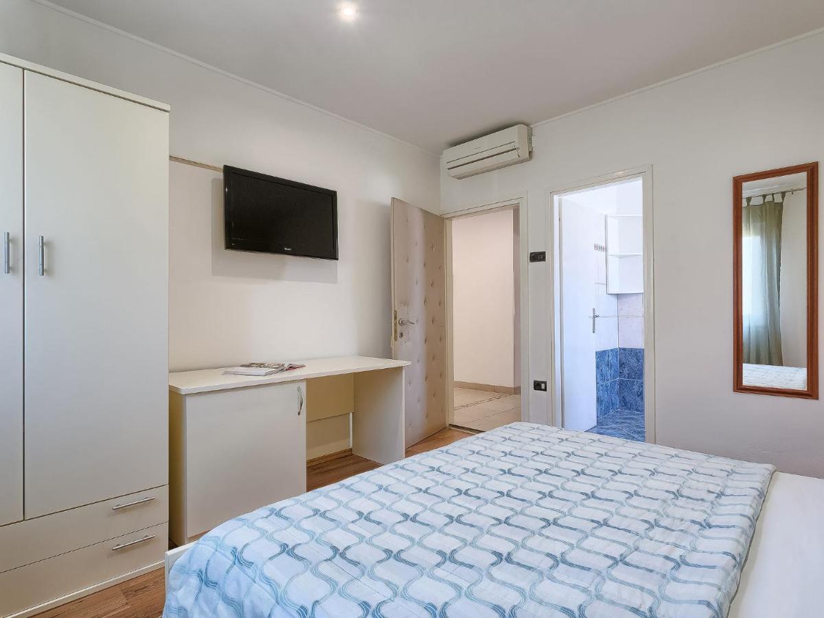 Apartment Nika-12 By Interhome Umag Ngoại thất bức ảnh